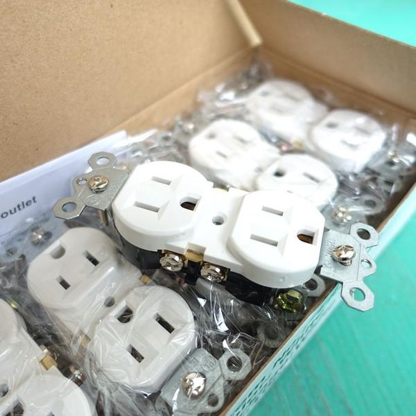 

smart power plugs 2 pcs american standard socket seat isolation output