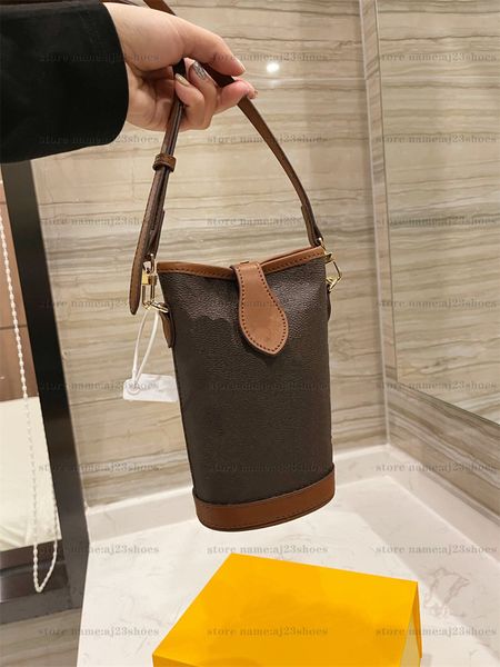 

phone pouch monograms mini bag purse wallet cross body bag clutch flower camera luxurys designers bags