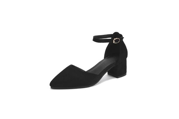 

spring and summer thick with a buckle hollow sandals 32-33, Black