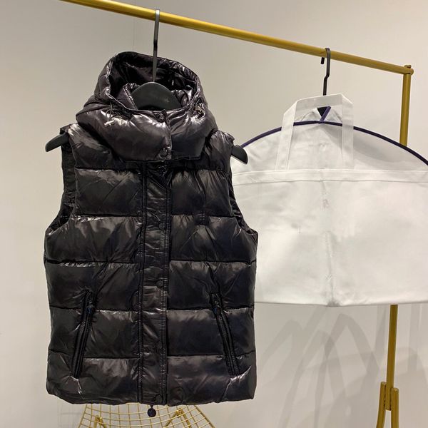 

men down vest matte shiny black classic logo sleeveless jacket french brand autumn and winter fashion, Black;white