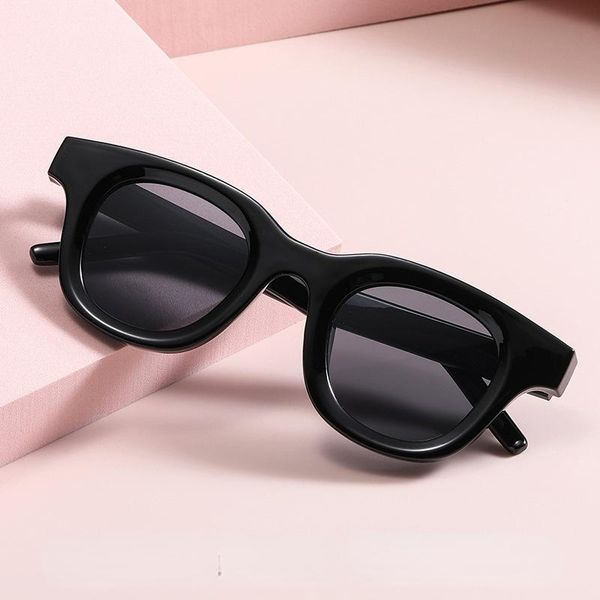 

sunglasses fashion oval women out door glasses retro sunglass female driving design eyewear uv400 sun glass shades, White;black