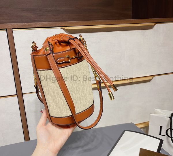

1955 horsebit bucket bag toilet buckle drawstring portable one shoulder underarm