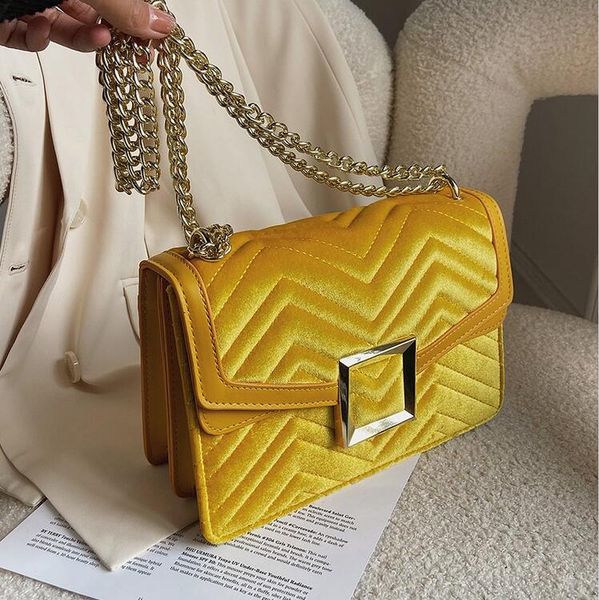 

ladies leathers shoulder bags popular in the streets in winter soft corduroy chain bag small fresh solid color leather handbags elegant joke