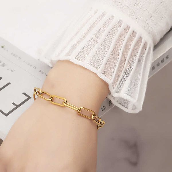 

simple and popular bracelet women's metal hollow paper clip bamboo chain temperament golden stainless steel bracelet, Golden;silver