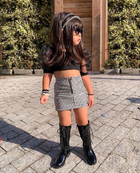 

2pcs summer breathable little girls outfit toddlers solid color puff sleeve round collar short plaid pattern skirt set, White