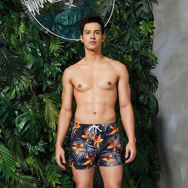 

men's shorts beach pants sports and leisure youth summer loose size, White;black