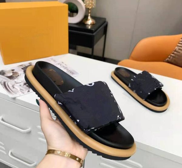 

pool pillow slipper revival flat mules shoes 2022ss men women slides sandals designer black blue waterfront brown white summer flip flops