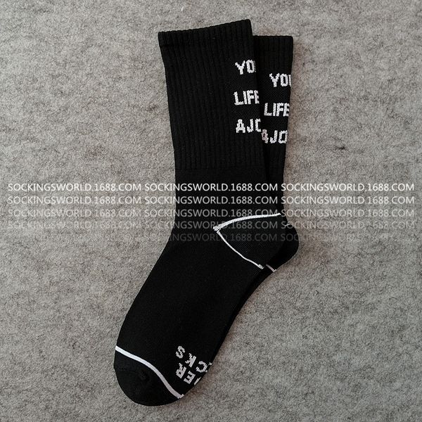 

s8i south korea ulzzang men's letter middle tube children's autumn and men's winter medium medium autumn socks socks, Black