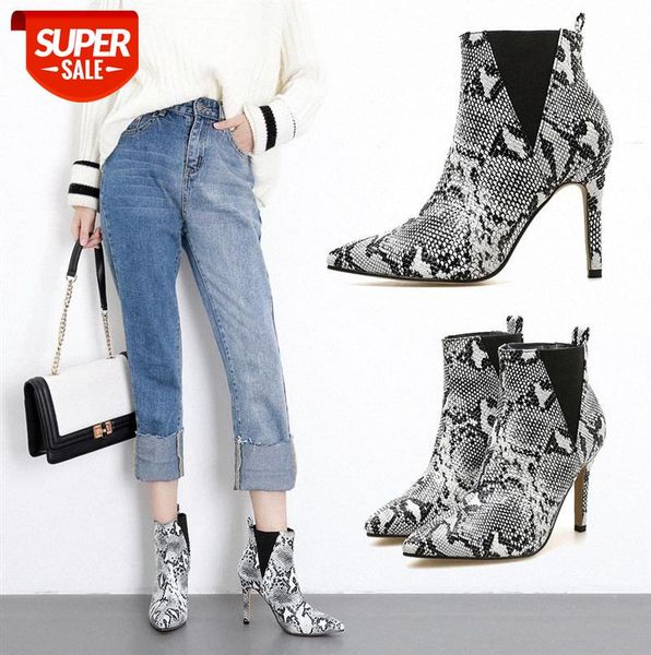 

women's shoes european and beautiful short boots snake print pointed elastic fashion ins #vh5p, Black