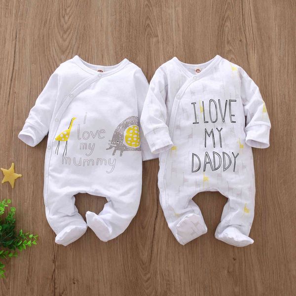 Born Baby Junge Mädchen Strampler Langarm Baumwolle Brief Ich liebe Papa Mama Tierdruck Overall Säugling Pyjama Outfits 210722