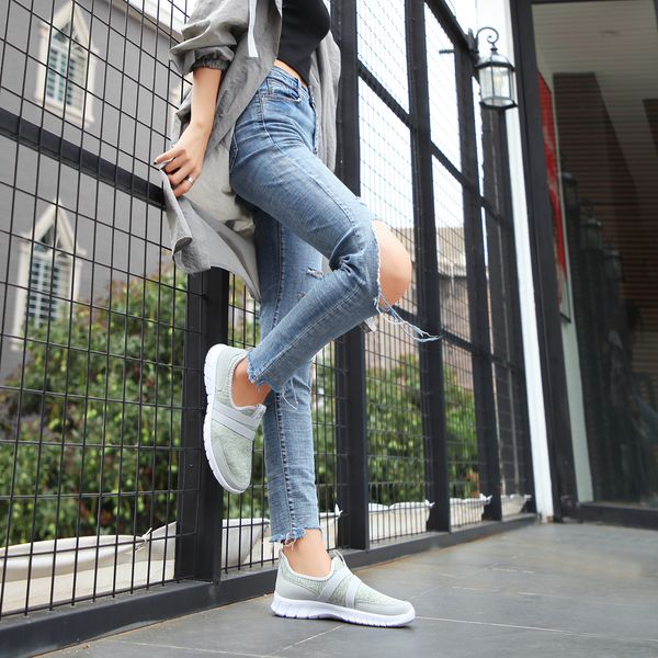 

comfortable jogging sports men's women's shoes outdoor runners authentic classic luxurys designers sports sneakers