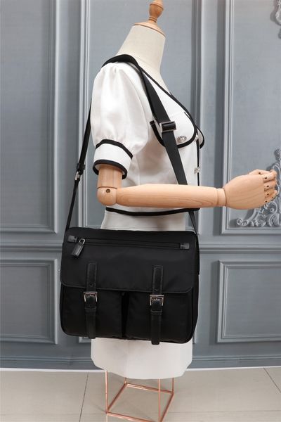 

shoulder bag for male and female postmen