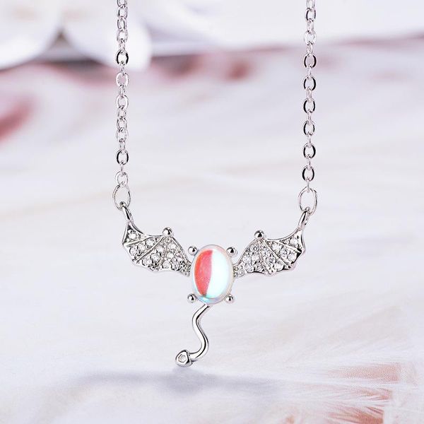 

chokers sweet and lovely necklace for women devil pendant moonlight stone clavicle necklaces jewelry sale, Golden;silver
