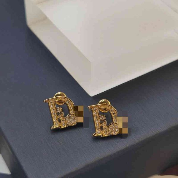 

70% off new fashion full diamond letter earrings, Golden