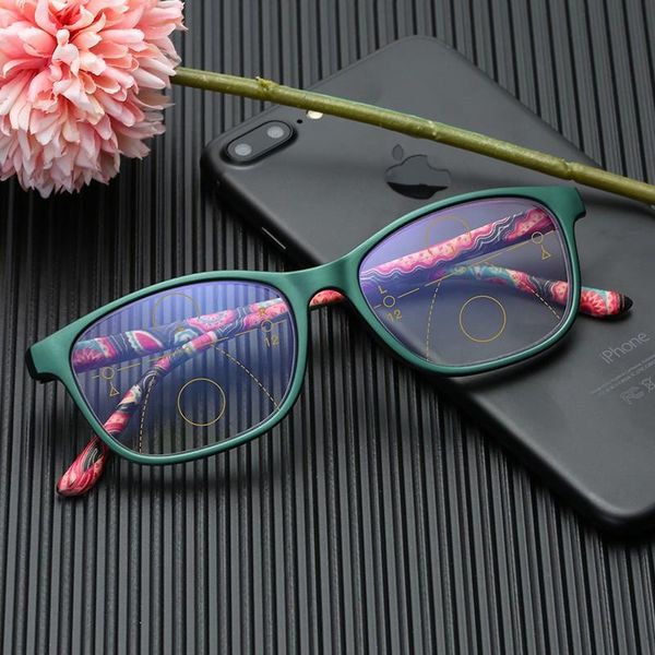 

sunglasses women's multi focus reading glasses,spring hinge, blue light blocking,eye protection uv400, White;black