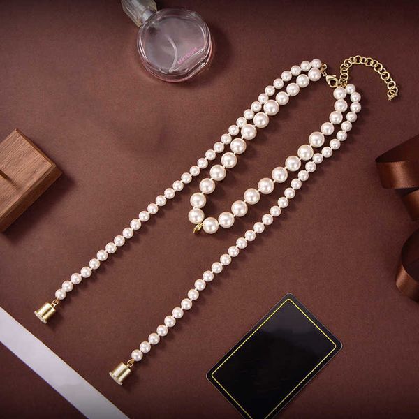 

2022 brand fashion jewelry women thick pearls necklace party earphone chain design necklace white resin luxury big c pendant, Silver