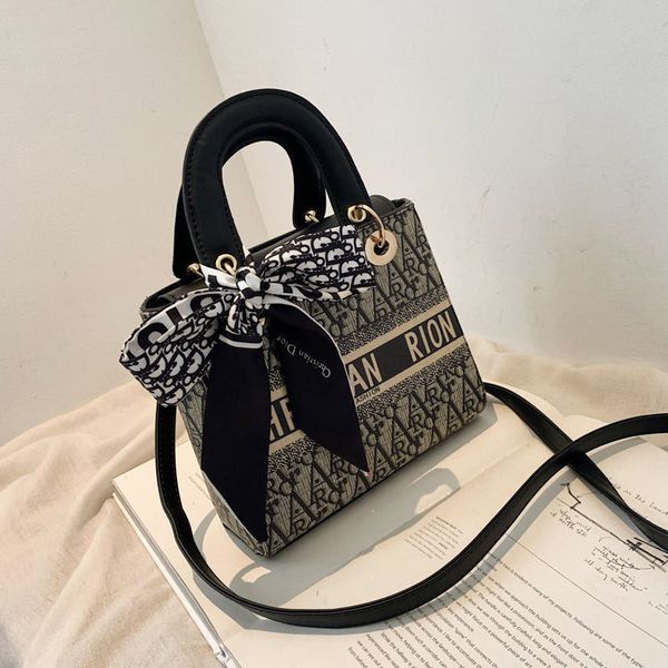 

popular hand-held bag for women new fashion princess handbags