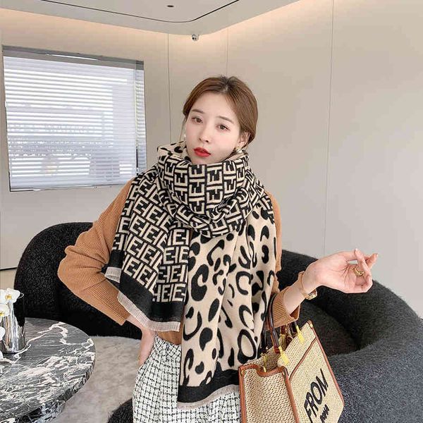 

the new design autumn and winter new e-leopard double-sided warm thickened imitation cashmere scarf women's office air conditioning sha, Blue;gray