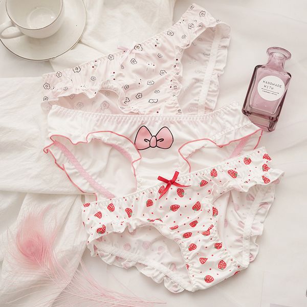 

cute girl low waist briefs lace hip wrap comfortable women's underwear, Black;white