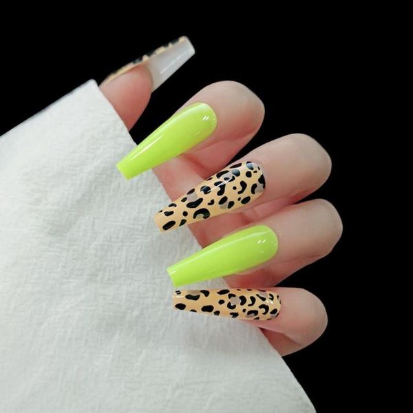 

false nails nail tips seamless fashion quick building diy cover rainbow gradient fake, Red;gold