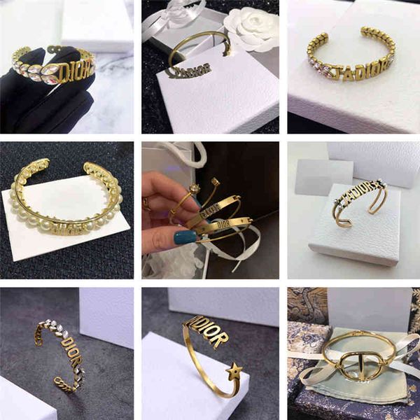 

70% off fashion star same letter pearl bracelet, Black