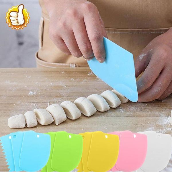 

3pcs/set plastic dough icing fondant scraper set cake decorating cream cut knife scrape for kitchen cd baking & pastry tools