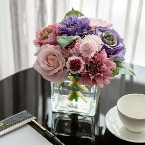 Ghirlande di fiori decorativi artificiali con vaso di seta rosa testa grande bouquet composizioni floreali in vetro per decorazioni per la casa da scrivania