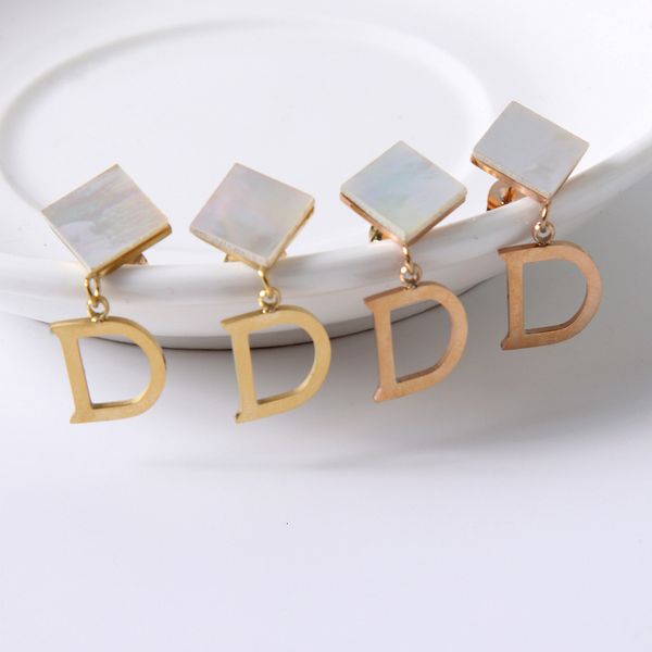 

korean fashion letter d-shaped earrings women's simple titanium steel sticky shell rose gold jewelry, Golden