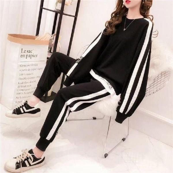 

oversized women's t-shirts autumn and winter sportswear two piece set women 2021 age-reducing casual suit woman pants, White