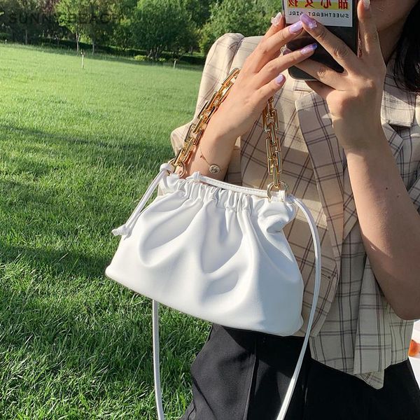 

women's bag 2021 fashionable style messenger chain carrying cloud shoulder totes