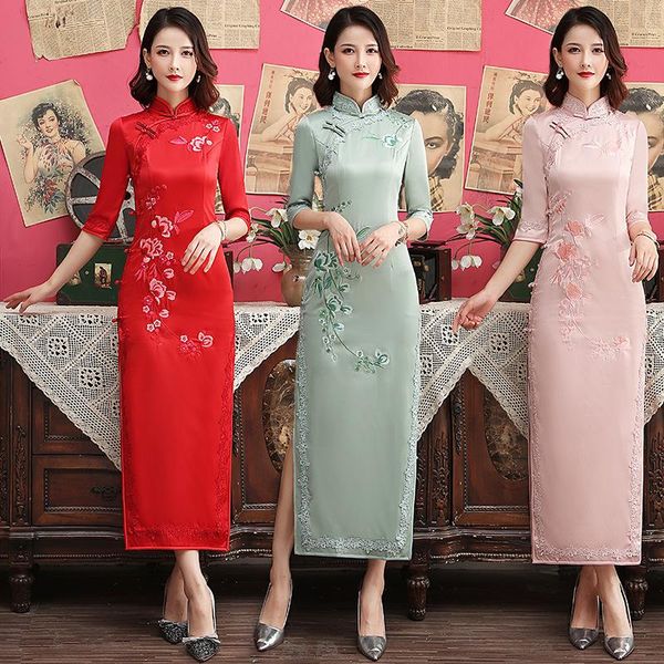 

silk embroidered long cheongsam 2021 improved large-sleeved old shanghai slim daily qipao chinese dress ethnic clothing, Red