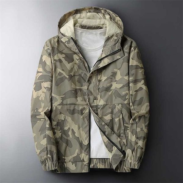 

camouflage hooded jacket men's spring korean outdoors casual streetwear male breathable military windbreakers 211126, Black;brown
