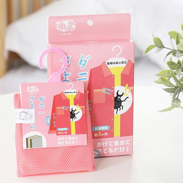 

gift wrap hanging type mite stickers for clothes and bedding in closet convenient home & living stylish, luxurious, incredibly comfor