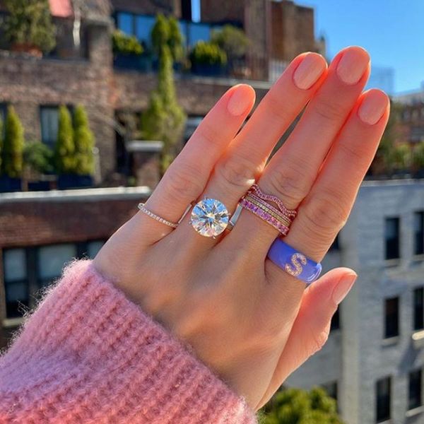 

cluster rings 26 alphabet diy letter a-z fashion band wedding ring for women classic colorful neon enamel cz paved personality inital jewelr, Golden;silver