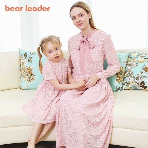 Bear Leader Mutter Tochter Casual Kleider Mode Familie Passende Outfits Einfarbig Casual Kleidung Mutter Mädchen Kleidung 210708