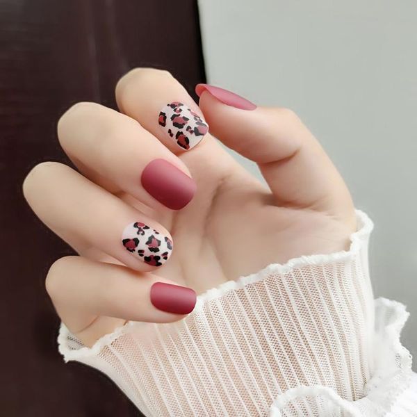 

false nails 24pcs red frosted texture leopard pattern detachable fake with glue suitable girls summer beach decor, Red;gold