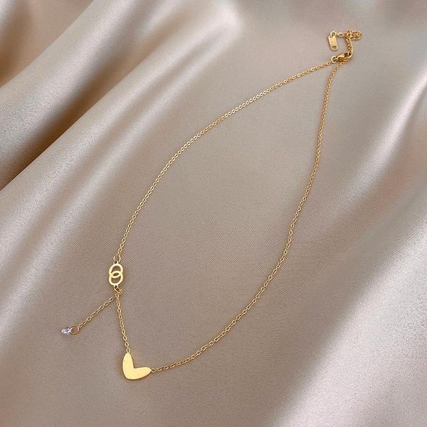 

chains women's zircon pendant with titanium steel heart necklace, Silver