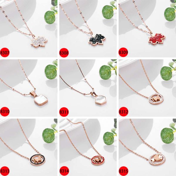 

3 necklace assembly, Black