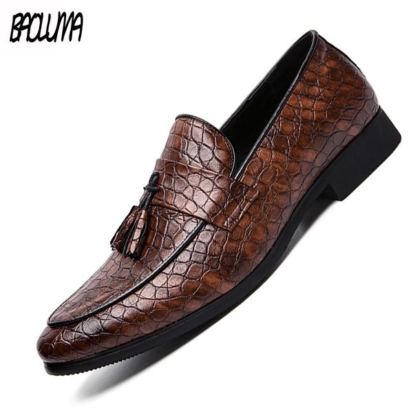 

four seasons pointed men formal business brogue shoes luxury men's dress shoes male casual leather wedding party loafers 210330, Black