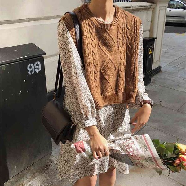 

winter women sweater vest pullover female knitting overszie sweaters sleeveless tank girls loose elegant knitted thick 210819, Black;white