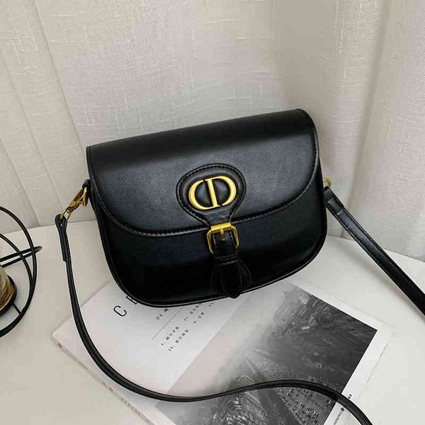 

75% off luggage factory wholesale women's simple single shoulder messenger chain texture style saddle bags