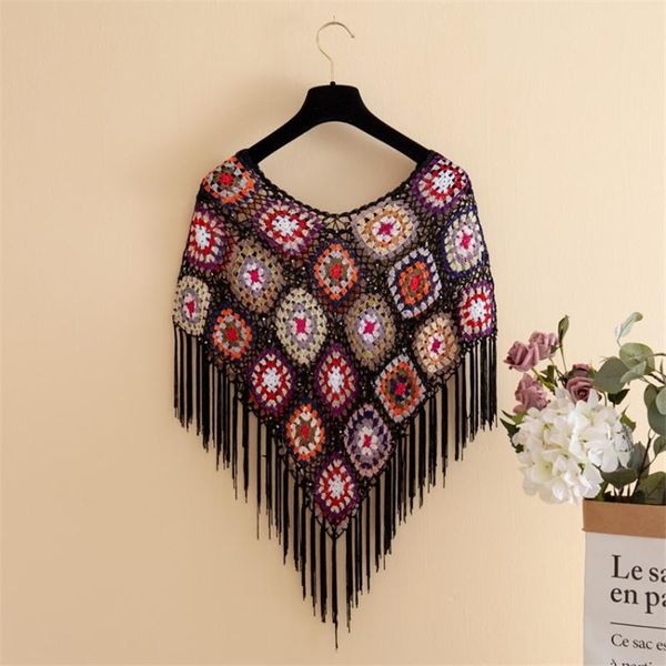 Camisolas femininas Bohemian Retro Colorful Crochet Shawl Poncho Tops com Borla Mulheres Sexy Hollow Out Hook Beach Cape Coberna Up Knitwear