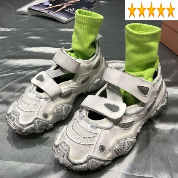 

dress shoes women 2021 designer vintage platform casual hollow out hook loop joggers sneakers genuine leather streetwear, Black