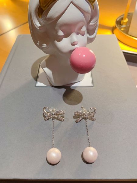 

japanese stud earrings d pearl with s925 silver ear nails 36, Golden;silver