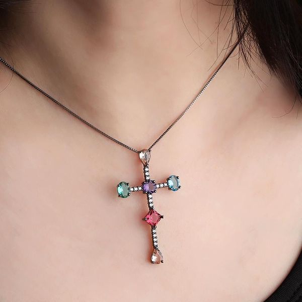 

chains multicolor cross pendants necklace water drop zircon stone for women fashion crystal glass party religious jewelry 2021, Silver
