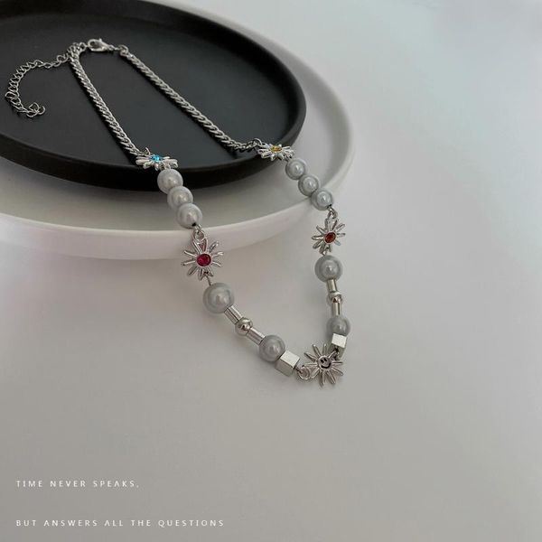 

pendant necklaces colorful sun reflective pearl mosaic necklace, men's and women's same hip hop octagonal star small crowd clavicl, Silver