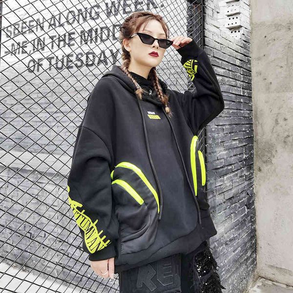 

hoodies winter fashions shirt make korean version of thick wool printed three-dimensional ribbon pocket top, Black