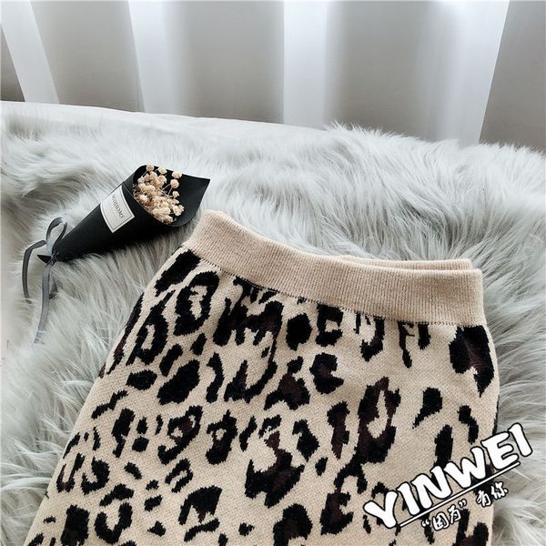 

early spring long slit leopard women high waist knitted skirt 210323, Black