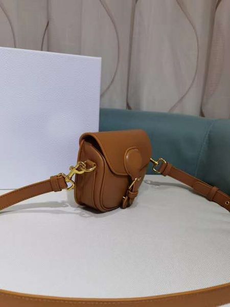 

leather womens 2021 for saddle bag capacity large round new cross shoulder half women rjmec