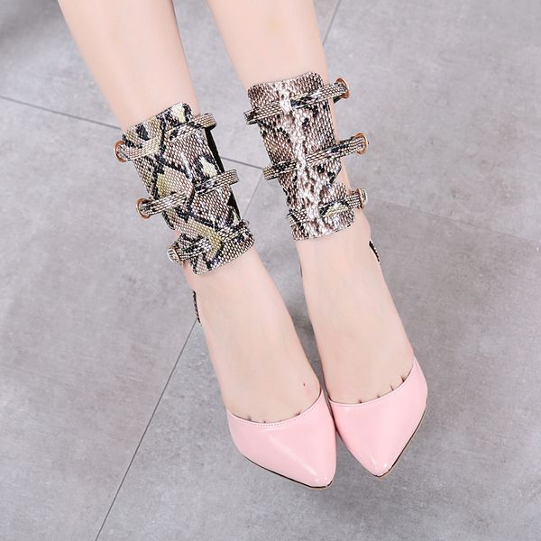 

2021 high-pointed ultra-fine high-heeled womens sandals hasp tassels side hollow womens shoes snake print single shoes, Black
